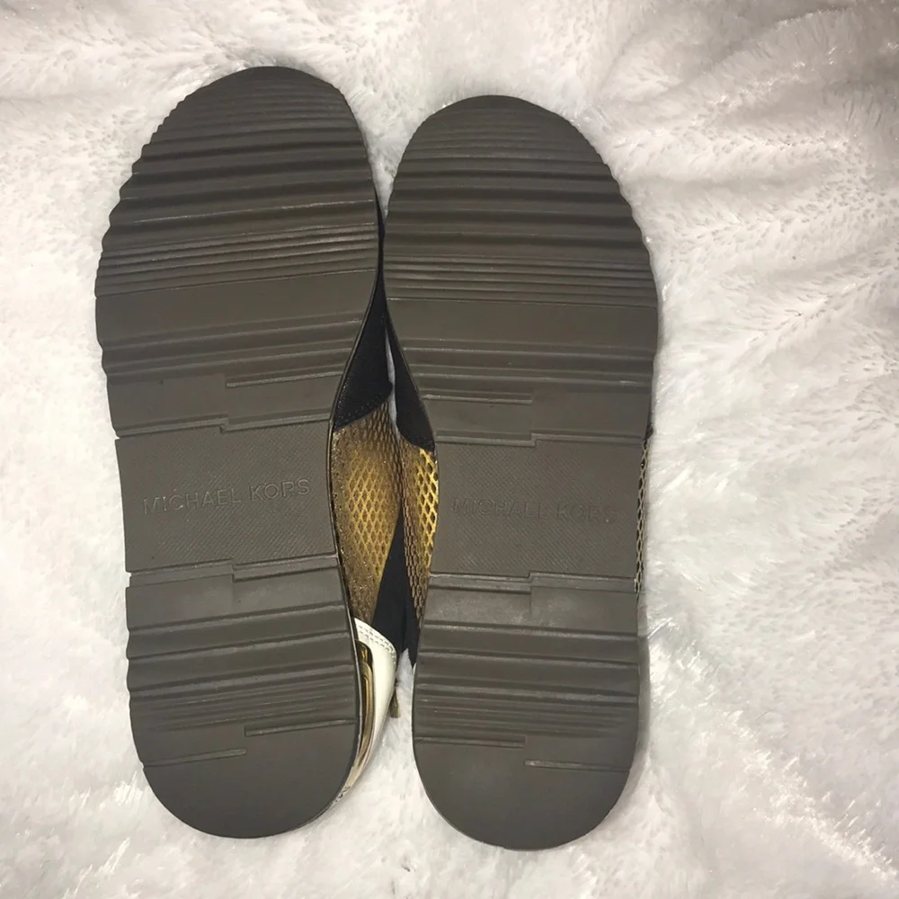 Michael Kors gold blk sneaker size 8-preowned